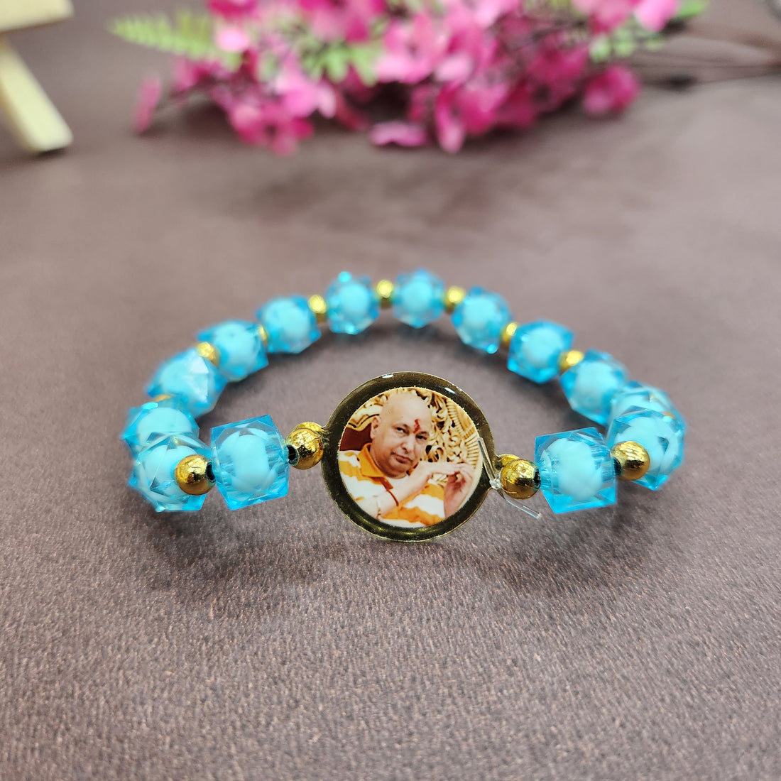 Crystal Blue Crystal Pearl Bracelet with Jai Guruji Swaroop Handmade Bracelets for Men and Women.