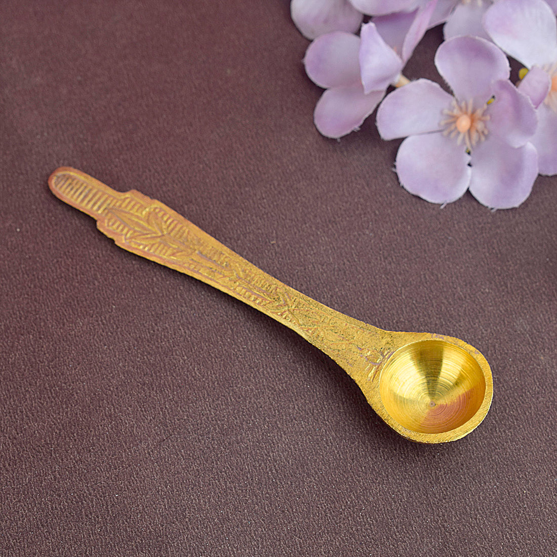 Brass Spoon for Hawan and Pooja is an essential tool made from high-quality brass, used for offering sacred materials during spiritual rituals. Its durability and divine appeal make it perfect for Hawan ceremonies and religious practices – India’s Largest Pooja Accessories Brand – www.satvikstore.in