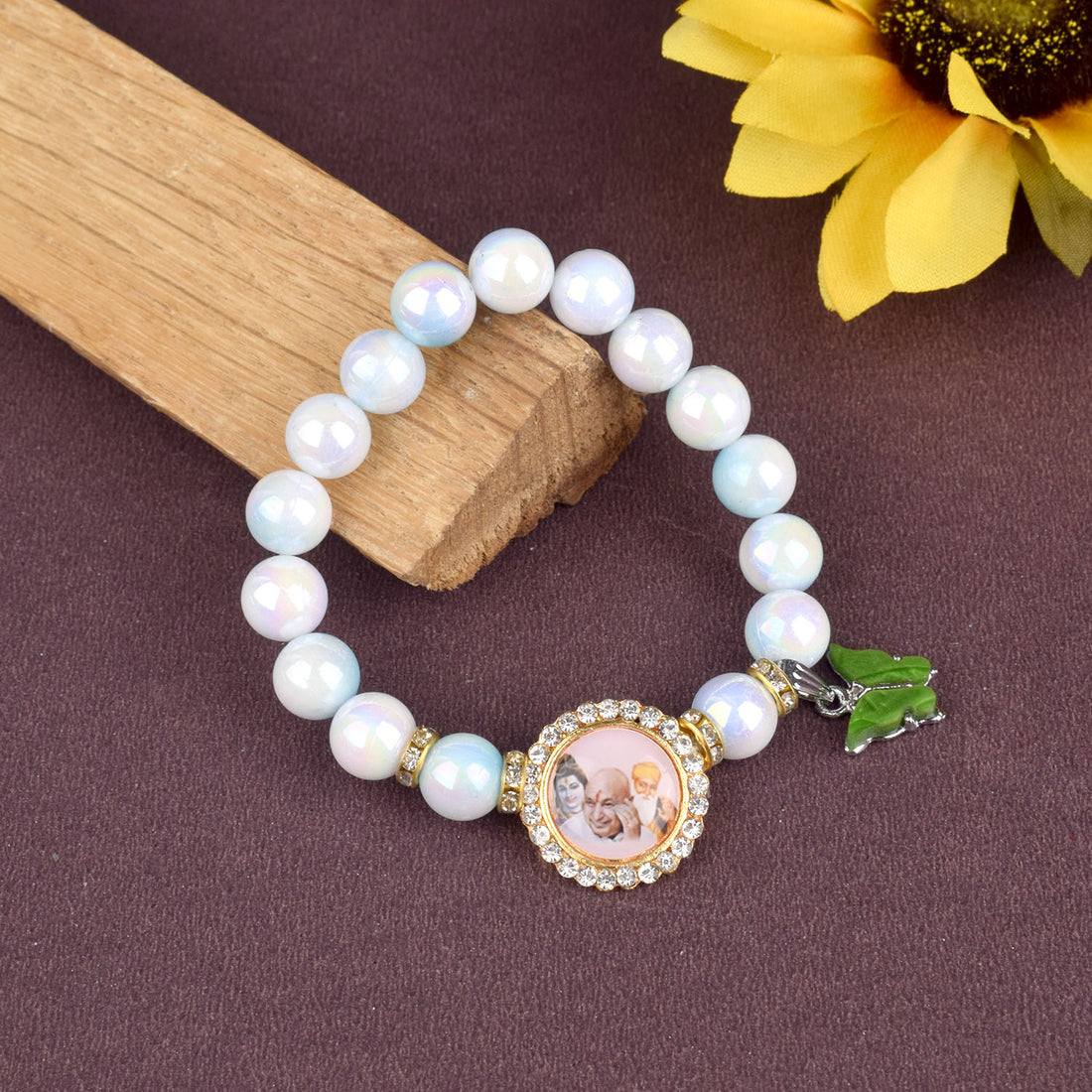 Butterfly Blue & White Shade Bracelet with Jai Guruji Swaroop Handmade Bracelets