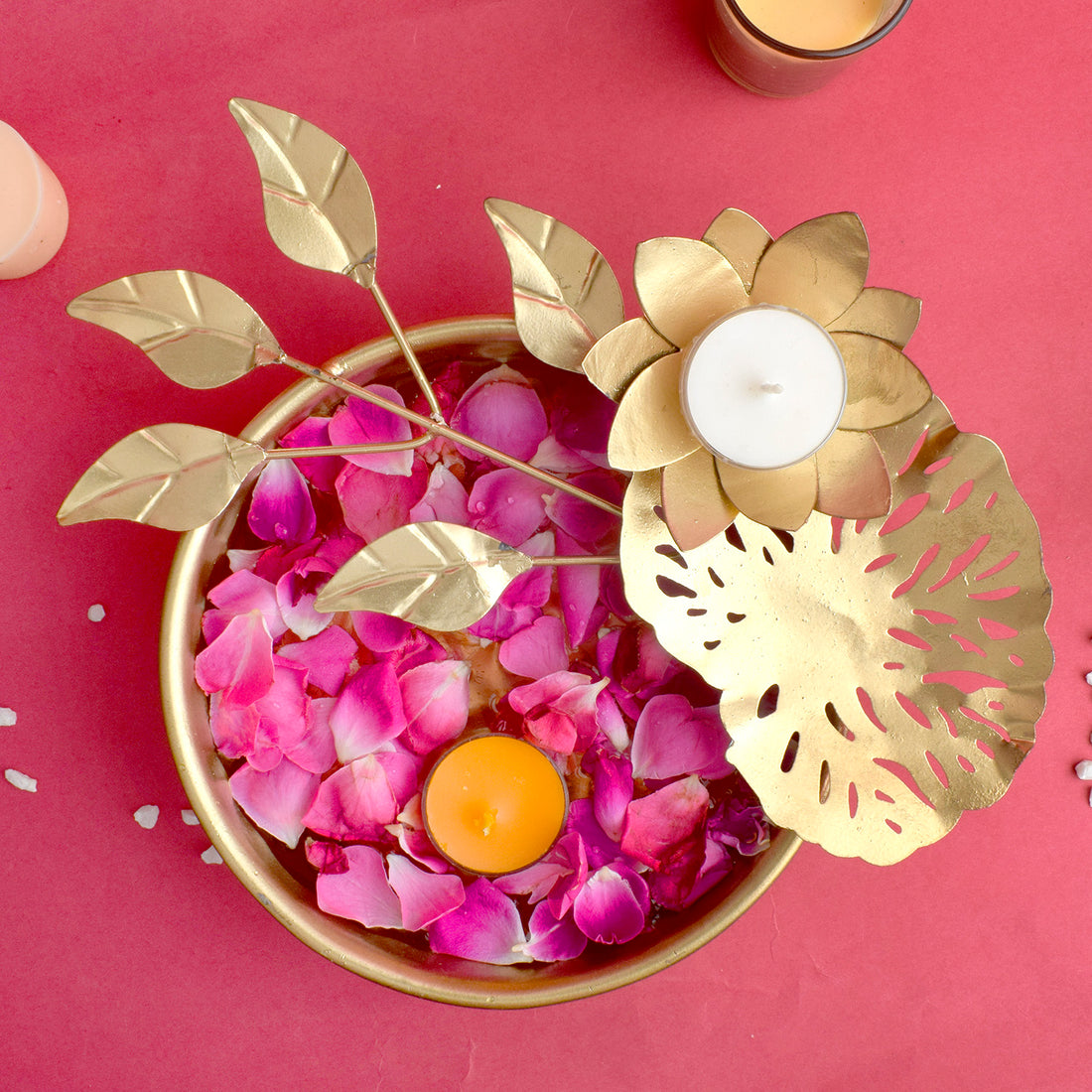 Handcrafted Graceful Urli