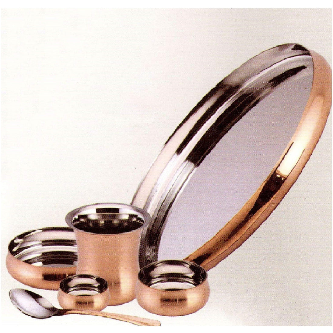 Copper Round Thali Set (14 Inch), a traditional and elegant copper dining set perfect for serving meals during festive occasions, pooja rituals, and daily use.
India’s Largest Pooja Accessories Brand – www.satvikstore.in