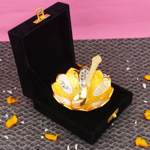 Decorative embossed flower bowl with silver and golden finish, featuring intricate floral patternsβideal for pooja dΓ©cor, festive gifting, or centerpiece display. Indiaβs Largest Pooja Accessories Brand β www.satvikstore.in