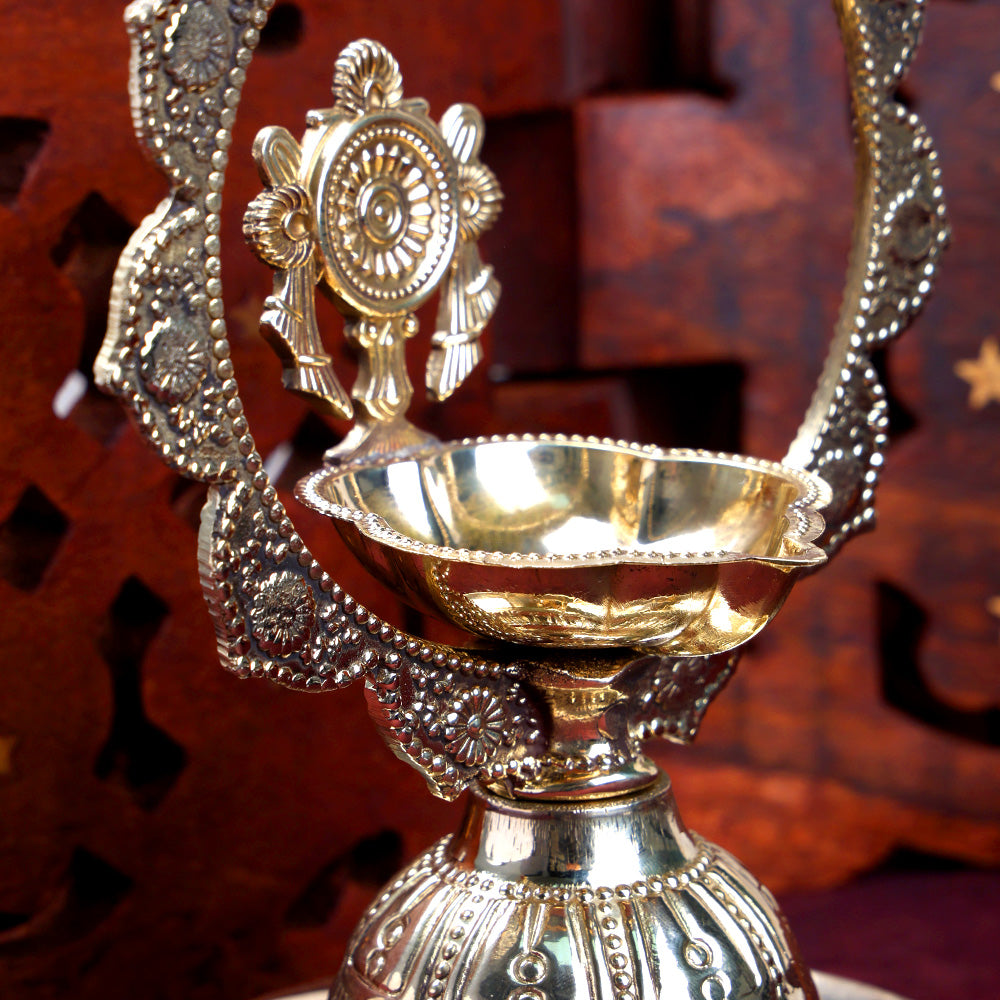 Brass Mor Kiran Chakra & Shankh Diya Pair 6.2 Inch