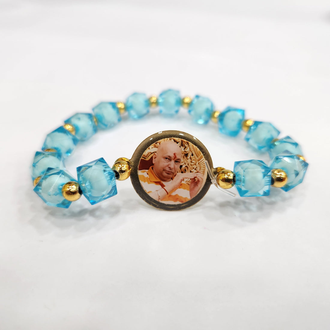 Crystal Blue Crystal Pearl Bracelet with Jai Guruji Swaroop Handmade Bracelets for Men and Women.