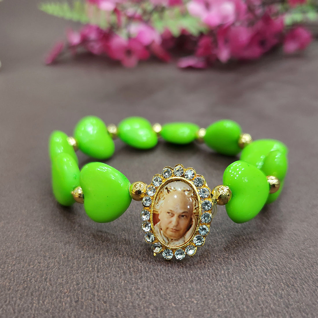 Lawn Green Heart Shape Bracelet with Jai Guruji Swaroop Handmade Bracelets for Men and Women