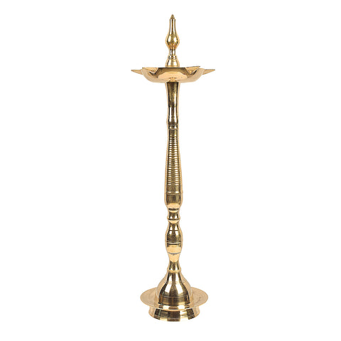 28 Inch Brass Kerala Diya Samai Lamp – Handcrafted Kerala diya samai lamp, perfect for large temples, grand pooja ceremonies, and spiritual occasions. India’s Largest Pooja Accessories Brand – www.satvikstore.in