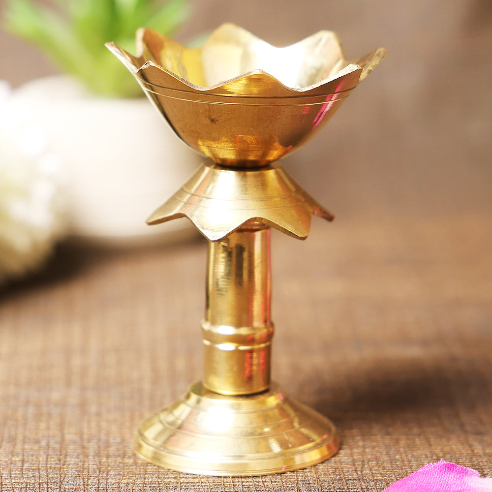 3.5 inch Kamal Stand Brass Diya – Elegant Traditional Brass Oil Lamp for Puja and Home Decor. India’s Largest Pooja Accessories Brand – www.satvikstore.in
