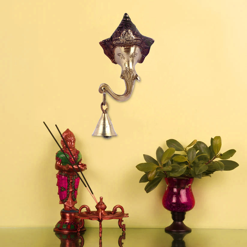 5.9 Inch Brass Decorative Ganesh Wall Hanging with Bell – Auspicious Home Entrance Decor for Positive Vibes and Blessings. No.1 Brass Idol Store www.satvikstore.in 
