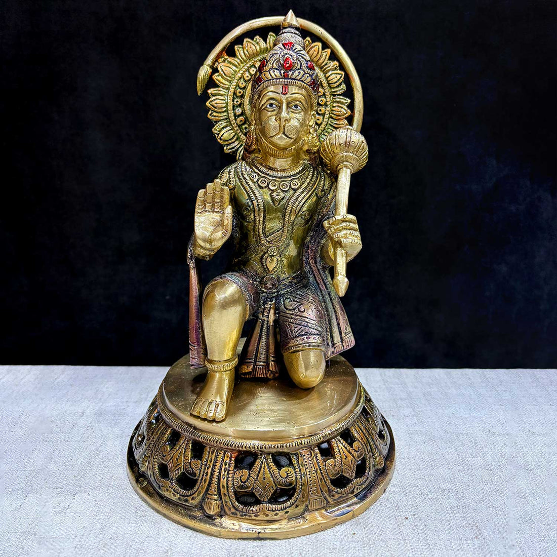 "10.6 Inch Brass Hanuman Idol – Protector of Courage and Faith" is a stunningly detailed representation of Lord Hanuman, the embodiment of strength, devotion, and unwavering courage. India's Largest Puja Accessories Brand - Satvik No. 1 Brass Idol Collection 