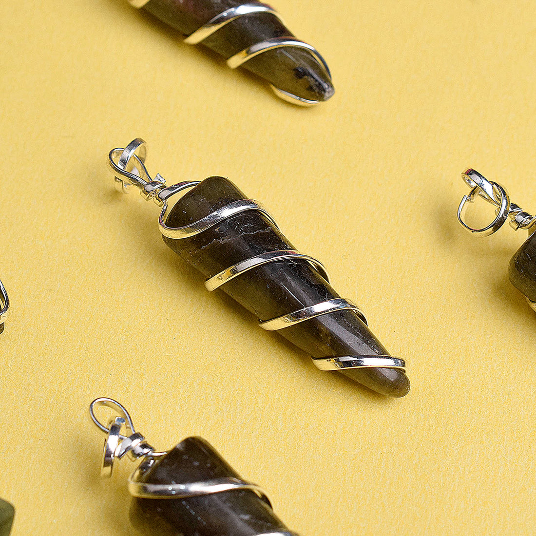 Labradorite Carnelian Wire Wrapped Crystal Stone Pendant