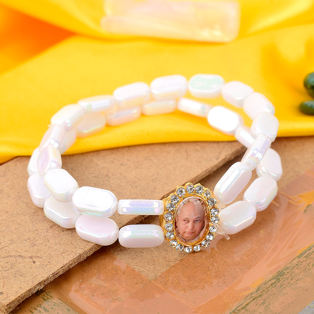 Trendy White Chip Guru Ji Bracelets