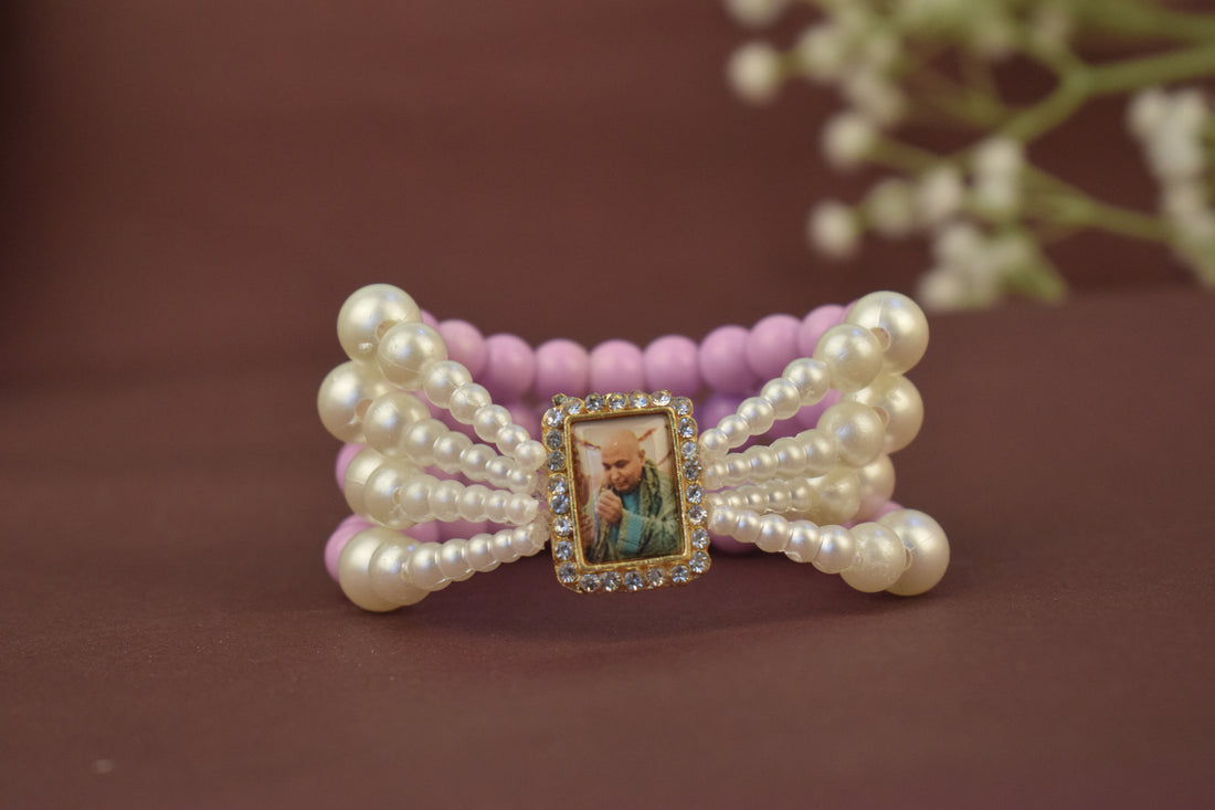 Blush Orchid with White Pearl Four Layer Guruji Swaroop Bracelet