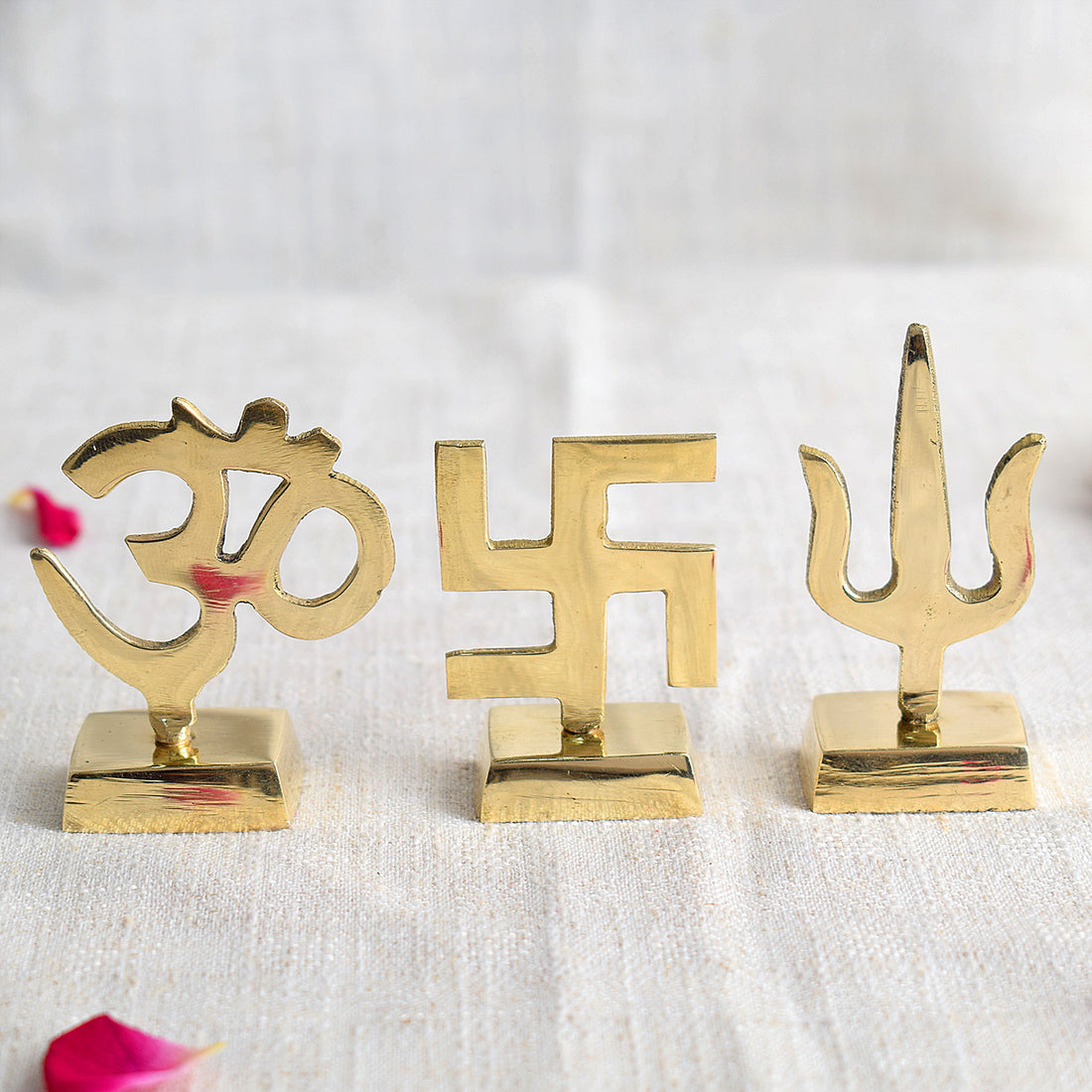 Sacred Trishul Car Dashboard Idol