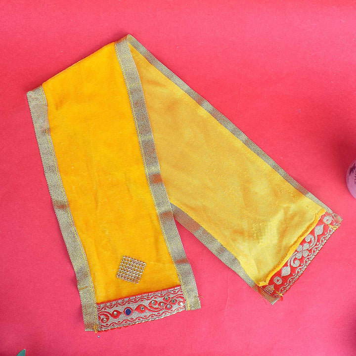 Elegant Yellow Angvastra/Patka/Duppata – Available in 23 and 32 inches, bright yellow devotional cloth ideal for temple rituals, spiritual ceremonies, and traditional wear. India’s Largest Pooja Accessories Brand – www.satvikstore.in