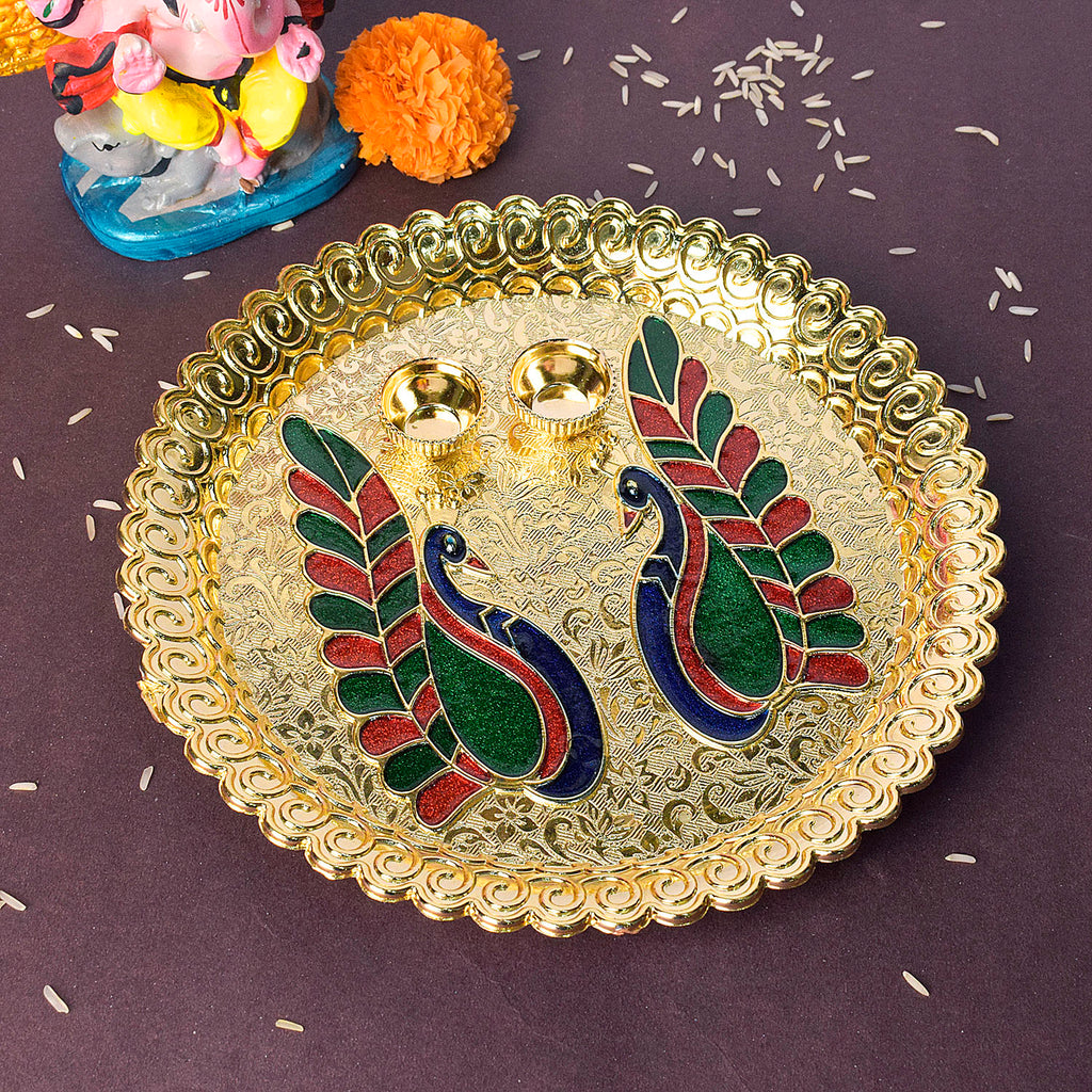 Traditional kumkum dispenser featuring a graceful bird design, symbolizing avian elegance and cultural charm for spiritual rituals and festive decor. India’s Largest Pooja Accessories Brand – www.satvikstore.in 
