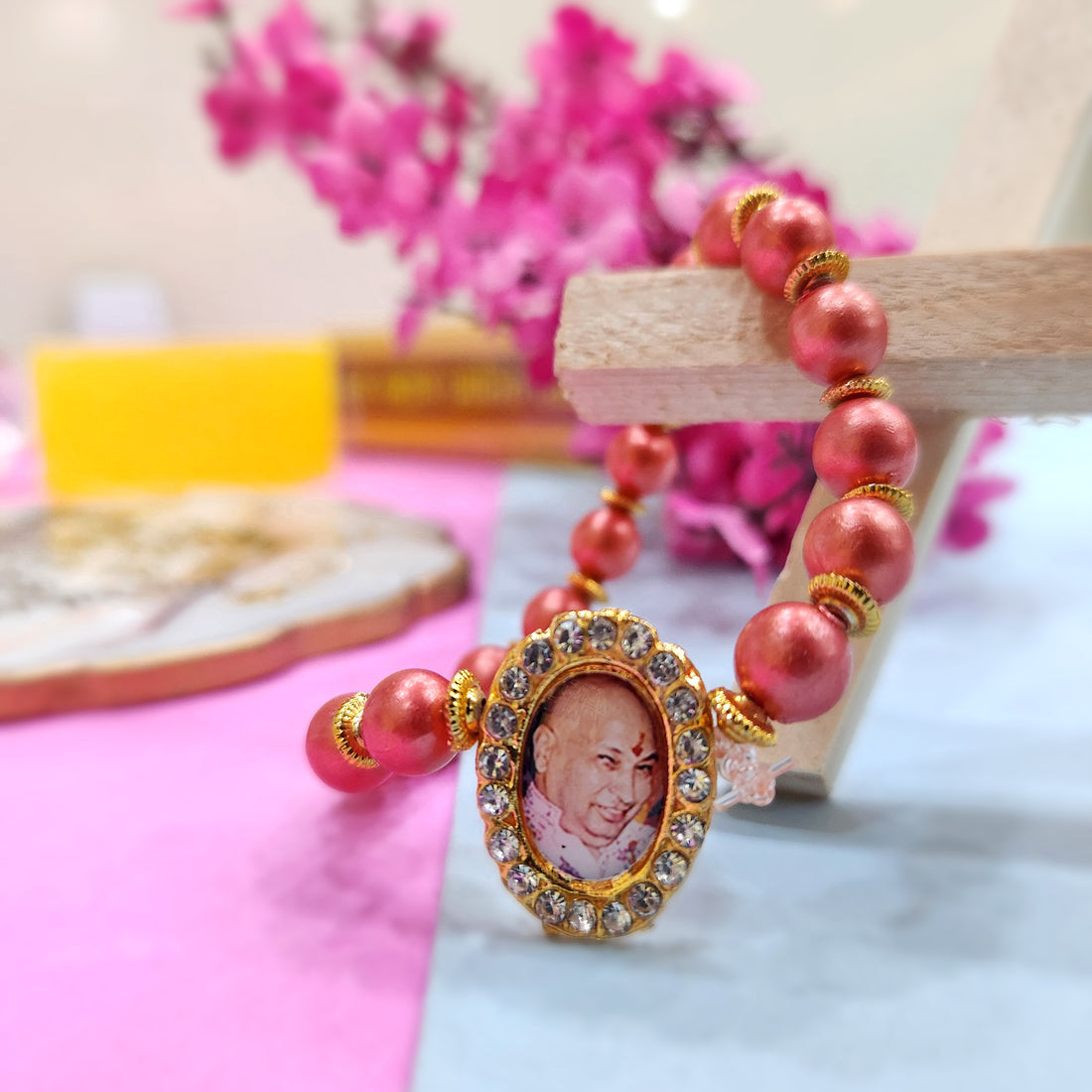 Light Red Beaded Guru Ji Maharaj Handmade Bracelets for Men and Women