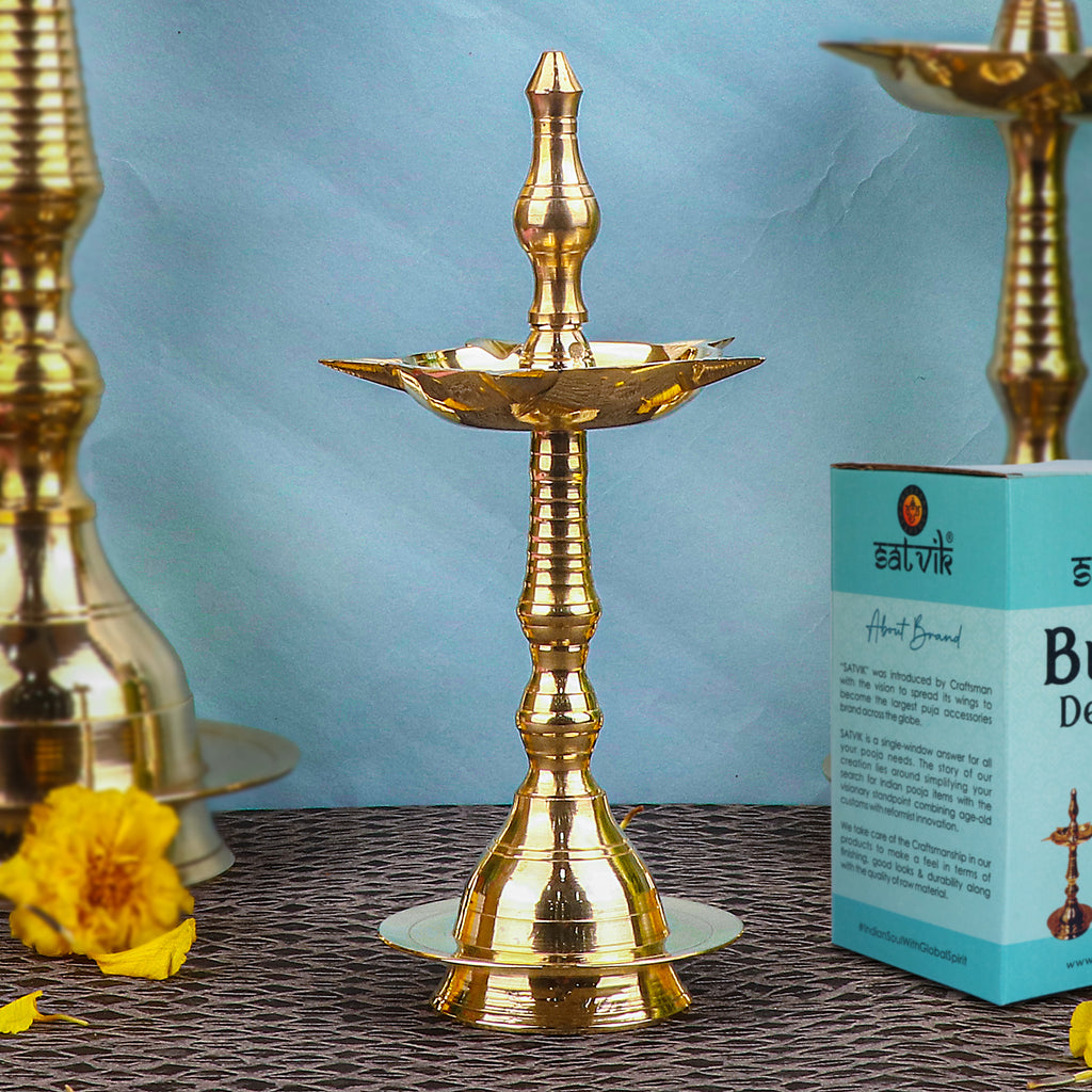 7 Inch Traditional Brass Kerala Diya – Handcrafted brass diya with a classic design, ideal for small pooja rituals and traditional décor. India’s Largest Pooja Accessories Brand – www.satvikstore.in